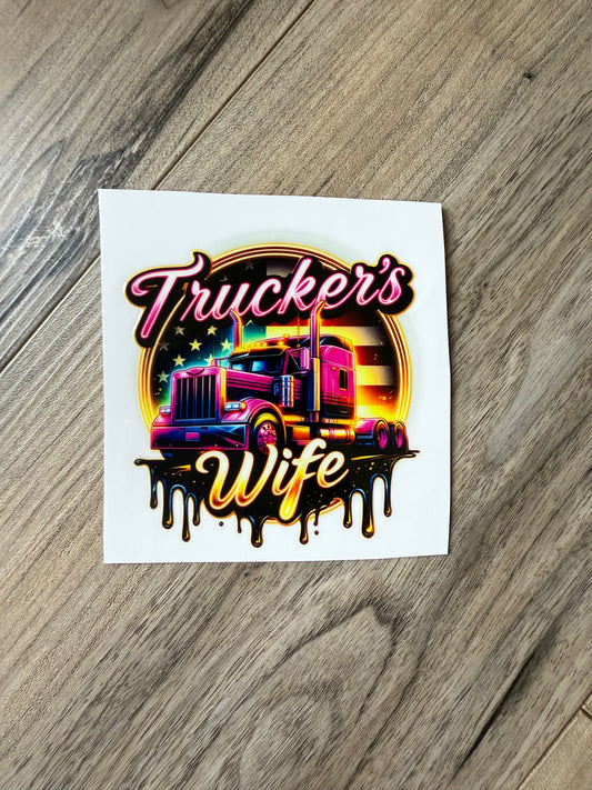 01 : Trucker's Wife