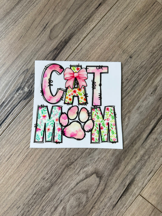 04 : Cat Mom